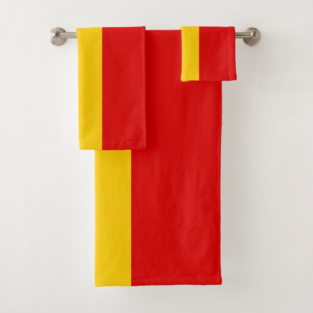 Belgium flag bath towel set (Insitu)