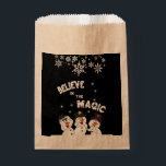 Believe in the Magic Snowmen Favour Bag<br><div class="desc">Christmas Favour Treat Bags. ⭐This Product is 100% Customizable. *****Click on CUSTOMIZE BUTTON to add, delete, move, resize, changed around, rotate, etc... any of the graphics or text. 99% of my designs in my store are done in layers. This makes it easy for you to resize and move the graphics...</div>