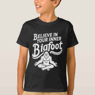 Believe In Your Inner Bigfoot Funny Groovy Meditat T-Shirt