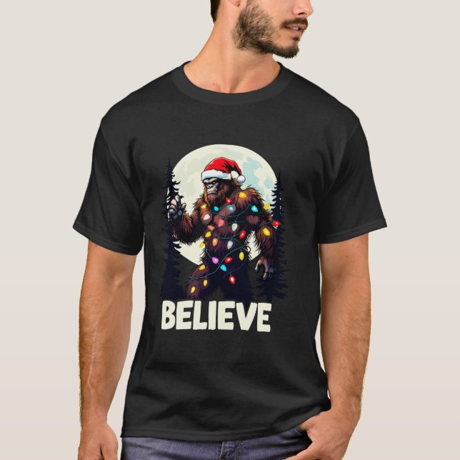 Believe Sasquatch Bigfoot Yeti Santa Christmas Lig T-Shirt (Front)