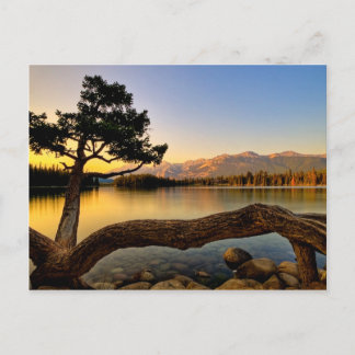 Belle carte postale de lac