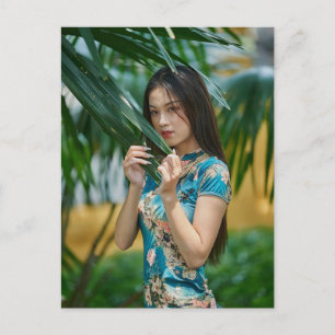Belle carte postale modèle asiatique