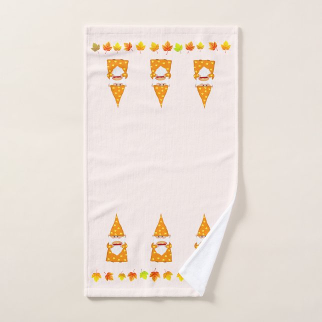Belle Gnome et Feuilles d'automne sur le beige (Serviette à main)