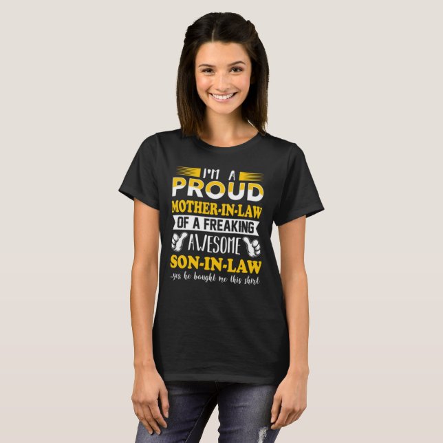 Belle-mère fière de T-shirt impressionnant de (Devant entier)