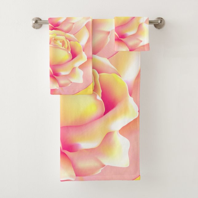 Belle rose jaune Peachy (En situation)