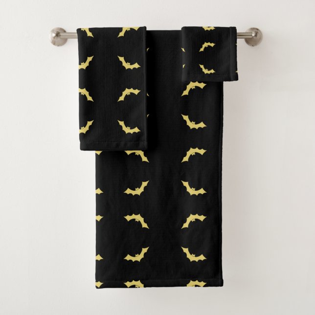 Belle serviette de bain Set par la poète Adiela Ak (En situation)