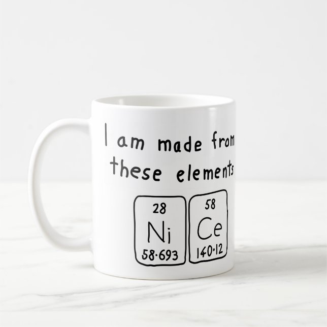 Belle tasse de nom de table périodique (Gauche)