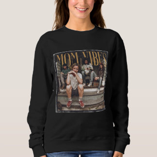 Bellelement Vintage 90's Mama Vibes Thug Life Mama Sweatshirt