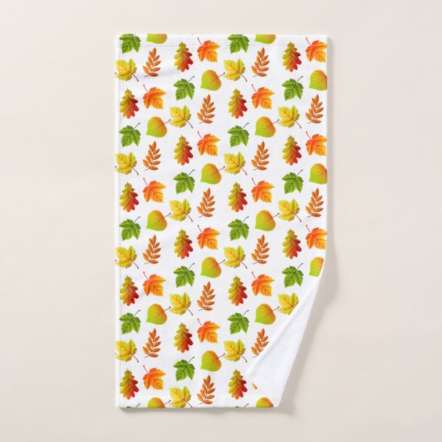 Belles feuilles d'automne sur blanc (Serviette à main)