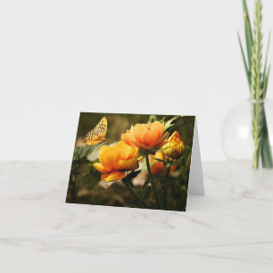 Belles pivoines et carte de voeux papillon