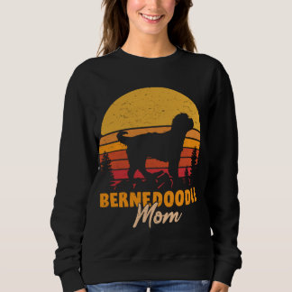 Bernedoodle Mom Mama Vintage Retro Dog Women Gift Sweatshirt