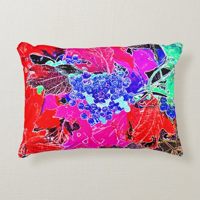 BERRIES AND LEAVES ACCENT PILLOW (Front)