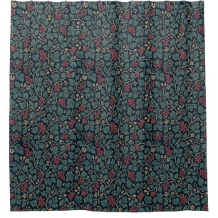 Berry and Green Leaf 