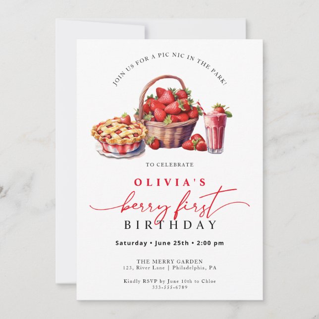 Berry First Birthday Strawberry Party Invitation (Devant)
