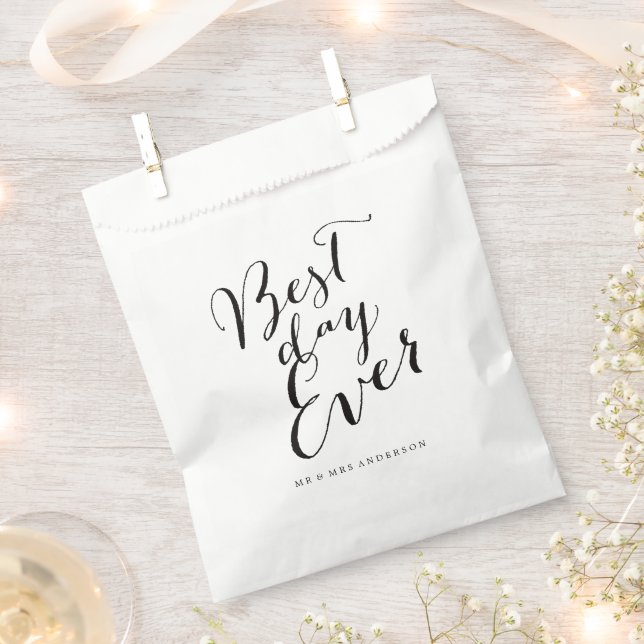 Best Day Ever Script Chic Calligraphy Name Wedding Favour Bag (Clipped)