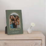 Best Friends BFF Elegant Arch Frame Photo Keepsake<br><div class="desc">A special, memorable, and beautiful photo gift for the best friends. The design features a single photo layout in a modern arch design with faux rose gold concentric circle frame to display your own special sister photo. "Best Friends" is designed in a stylish and elegant faux rose gold typography. Customize...</div>