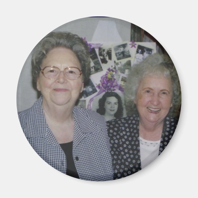 Best Friends Magnet (Front)