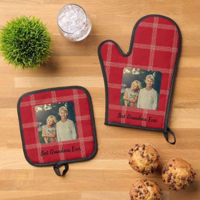 Best Grandma Ever Red Gingham Custom Photo Oven Mitt & Pot Holder Set (Top Down)