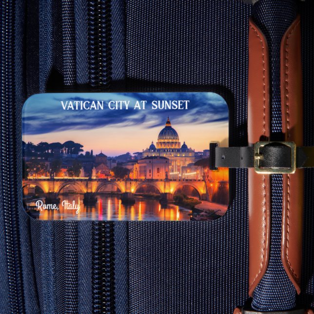 Best quiet places in italy  luggage tag (Front Insitu 4)