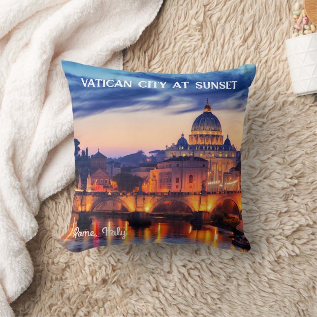 Best quiet places in italy  throw pillow (Blanket)