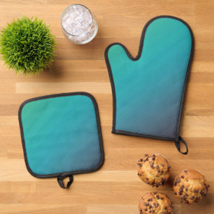 Best Solid Colour Silver Quilted Heat Protection  Oven Mitt & Pot Holder Set