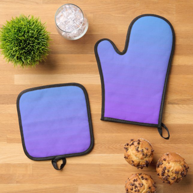 Best Solid Colour Silver Quilted Heat Protection  Oven Mitt & Pot Holder Set (Top Down)