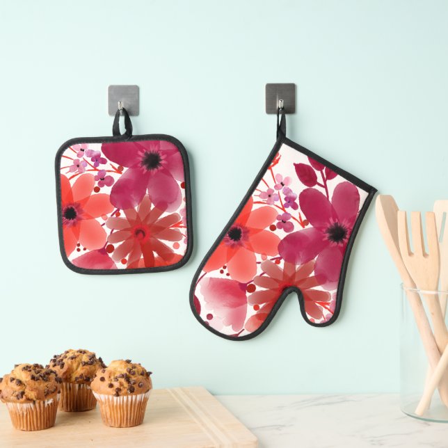 Best Solid Colour Silver Quilted Heat Protection  Oven Mitt & Pot Holder Set (Insitu(Hanging))