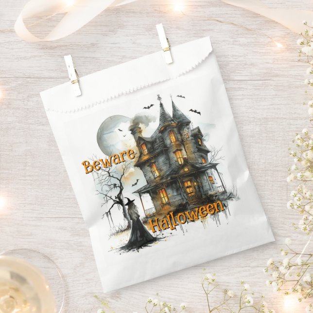 Beware Halloween – A Haunted Nightfall Warning Favour Bag (Clipped)