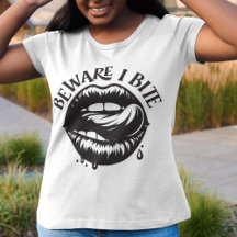 Beware I Bite – Vampire Lips Halloween