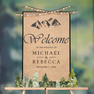 Bienvenue au mariage en forêt de montagne en Kraft