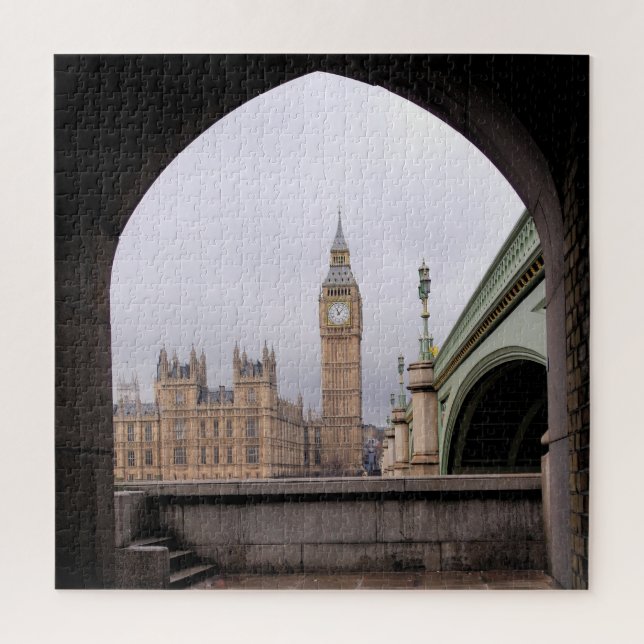 Big Ben Tunnel View - 20x20 - 676 pcs. Jigsaw Puzzle (Vertical)