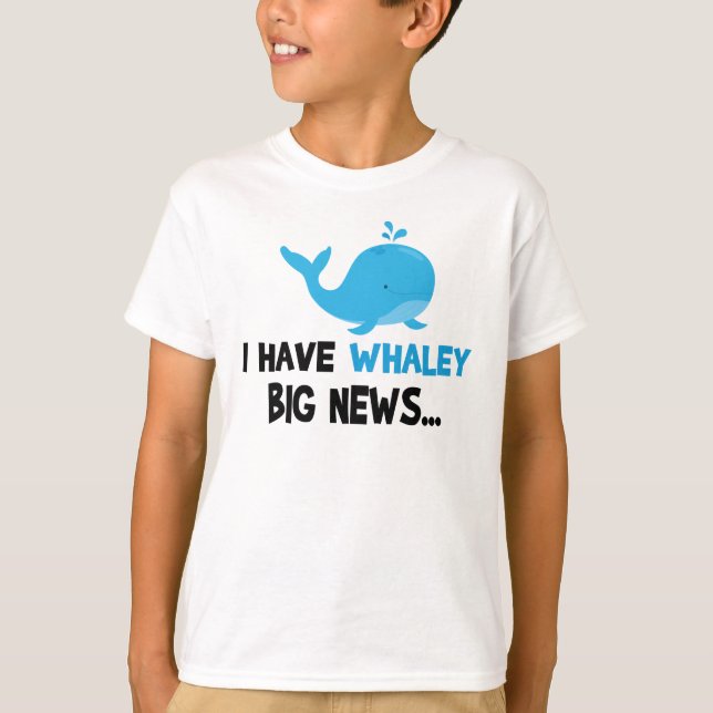 big brother whale funny pregnancy announcement T-Shirt (Front)