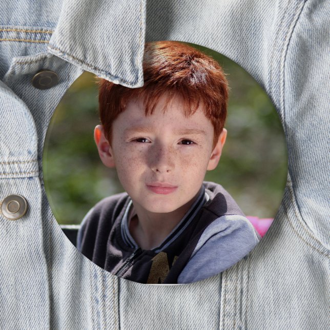 BIG CUSTOM PHOTO BUTTON FOR GRANDMA (In Situ)
