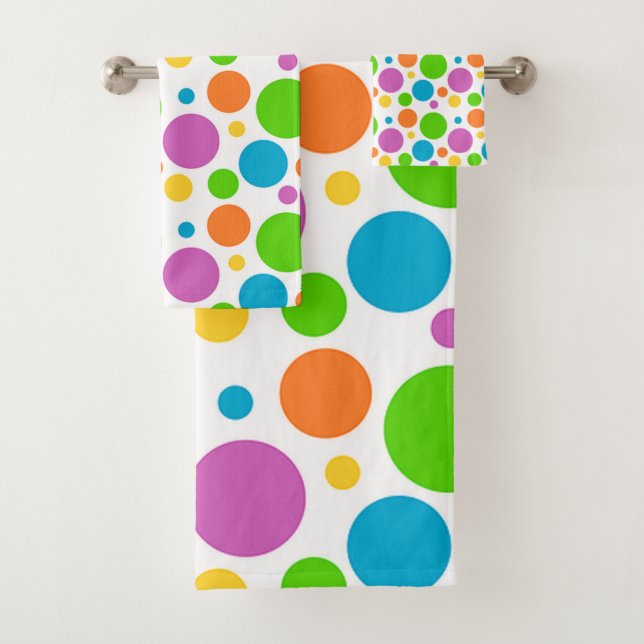 Big Dots Polka Dots on Bathroom Towel Set (Insitu)