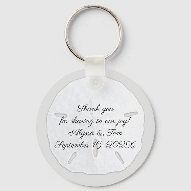 Big Sand Dollar Personalized Wedding Favour Keychain (Front)