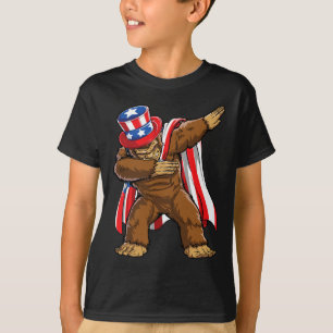 Bigfoot 4th Of July Sasquatch American Flag T-Shirt