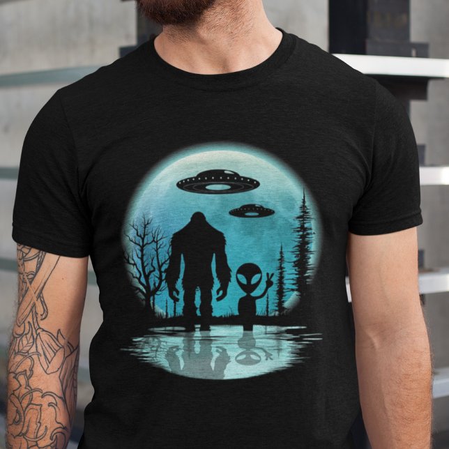 Bigfoot Alien UFO Tee Conspiracy Theory (Creator Uploaded)