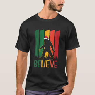 Bigfoot Believe Christmas Funny Retro X-Mas Pajama T-Shirt