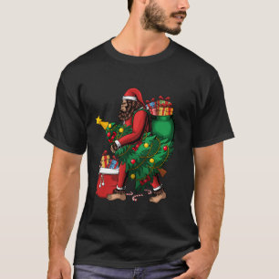 Bigfoot Christmas Tree Lights Xmas Boys Men Sasqua T-Shirt