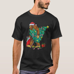 Bigfoot Christmas Tree Lights Xmas Men Sasquatch T-Shirt