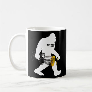 Bigfoot Disc Golf Player Or Frisbee Playing Yeti S Coffee Mug
