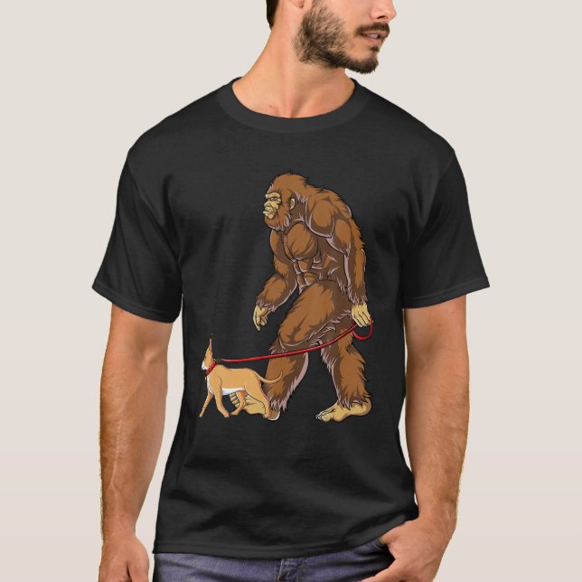 Bigfoot Dog Walk Chihuahua Men Women Sasquatch Lov T-Shirt (Front)