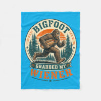 Bigfoot Grabbed Wiener Funny Hot Dog Pun Men Women