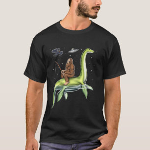 Bigfoot Loch Ness Monster Mothman Alien Cryptids L T-Shirt