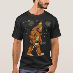 Bigfoot New Year Funny Outfit Sasquatch Holiday 20 T-Shirt