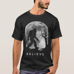 Bigfoot Night Full Moon I Believe Sasquatch T-Shirt