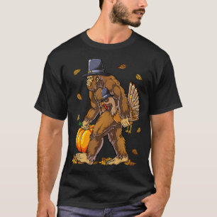 Bigfoot Pilgrim Turkey Pumpkin Thanksgiving Day T-Shirt