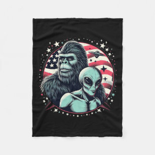 Bigfoot Sasquatch Alien Amp Bigfoot Usa Flag Fathe Fleece Blanket