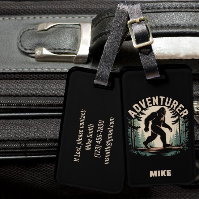 BigFoot Sasquatch Funny Squatchy Adventurer Vintag Luggage Tag (Creator Uploaded)