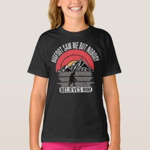 Bigfoot Saw Me But Nobody Believes Him Halloween T-Shirt
